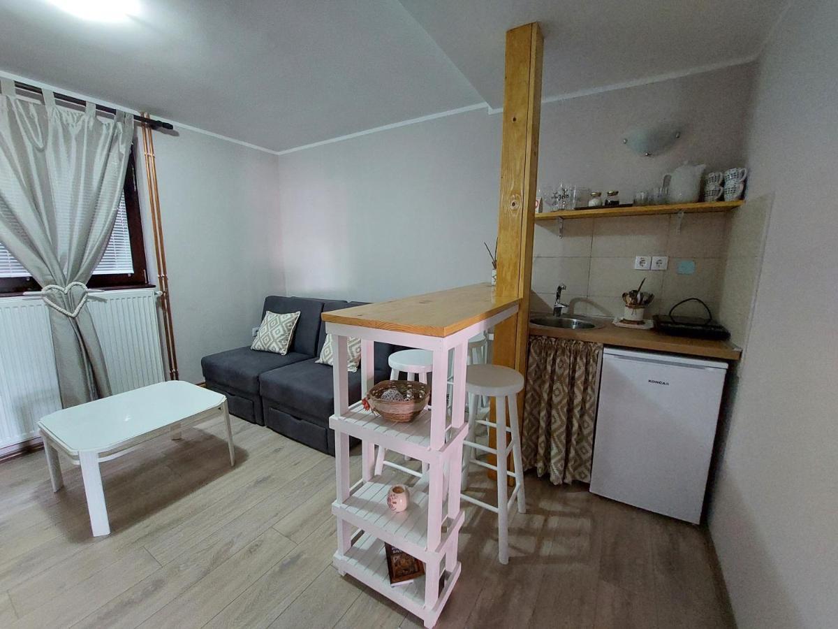 Hostelche Guest House Σμεντέρεβο Εξωτερικό φωτογραφία