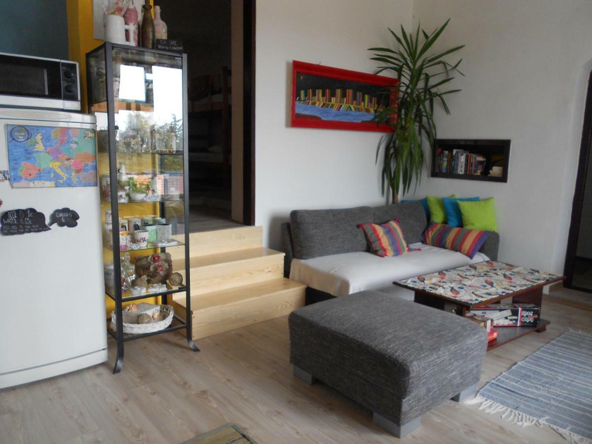 Hostelche Guest House Σμεντέρεβο Εξωτερικό φωτογραφία